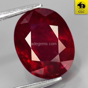 RB-104 Batu Permata Purplish Red Ruby Merah Ungu Oval Madagascar Natural 4.10 Ct. Bersertifikat