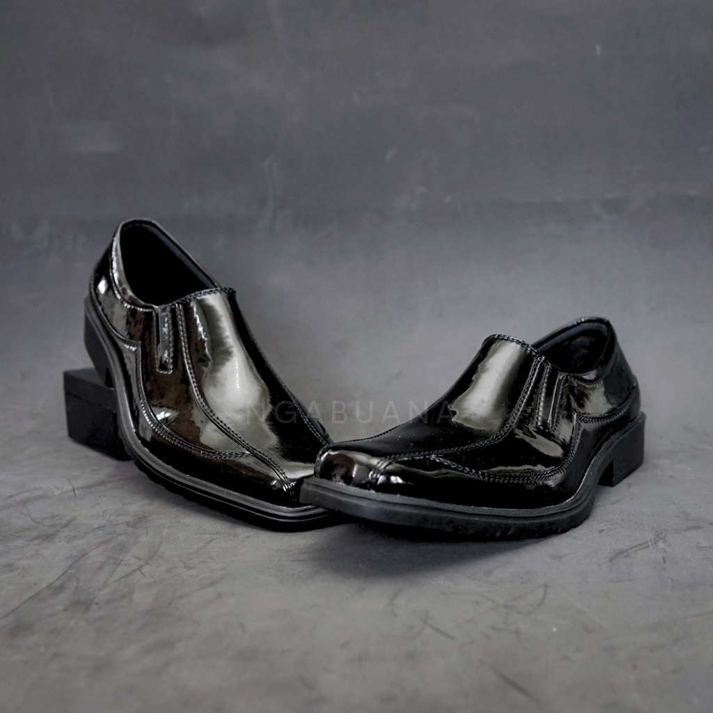 Sepatu Casual Pantofel Pria Mengkilap, Pantofel  Formal Dinas Kantor Guru Kuliah Pesta DLL