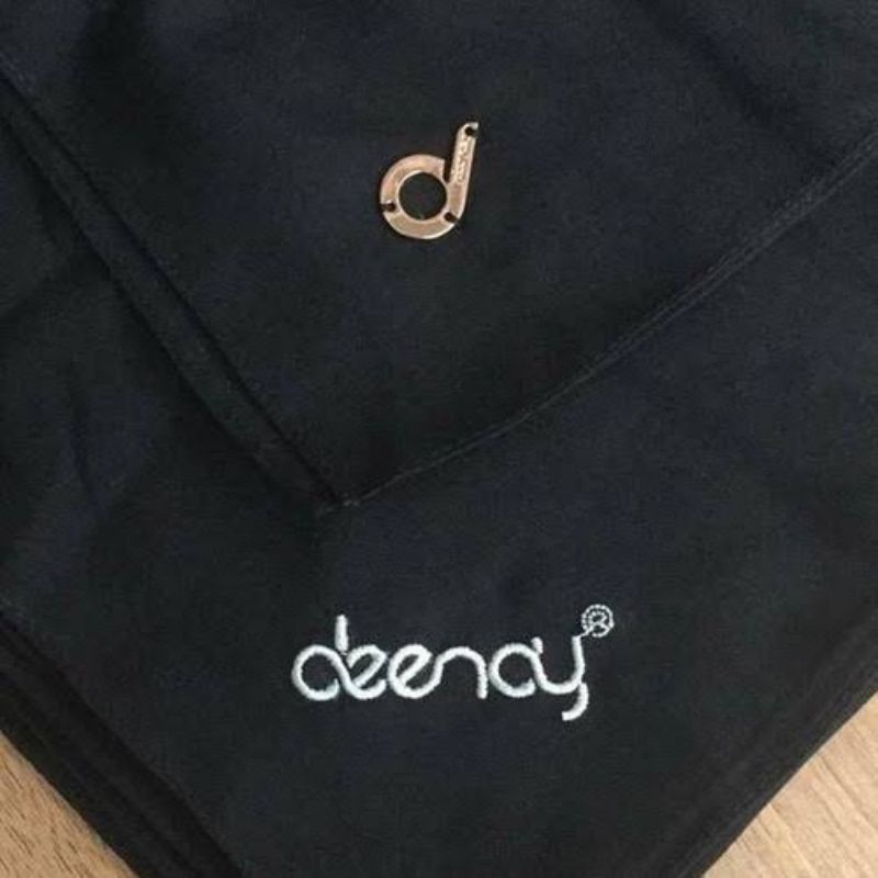 deenay preloved hitam polos