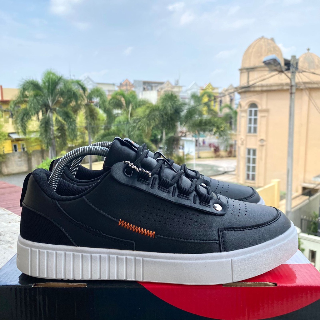 SEPATU AIRWALK ORIGINAL 100% Airwalk REUBEN BLACK WHITELEATHER SEPATU PRIA SNEAKER CASUAL ORIGINAL C