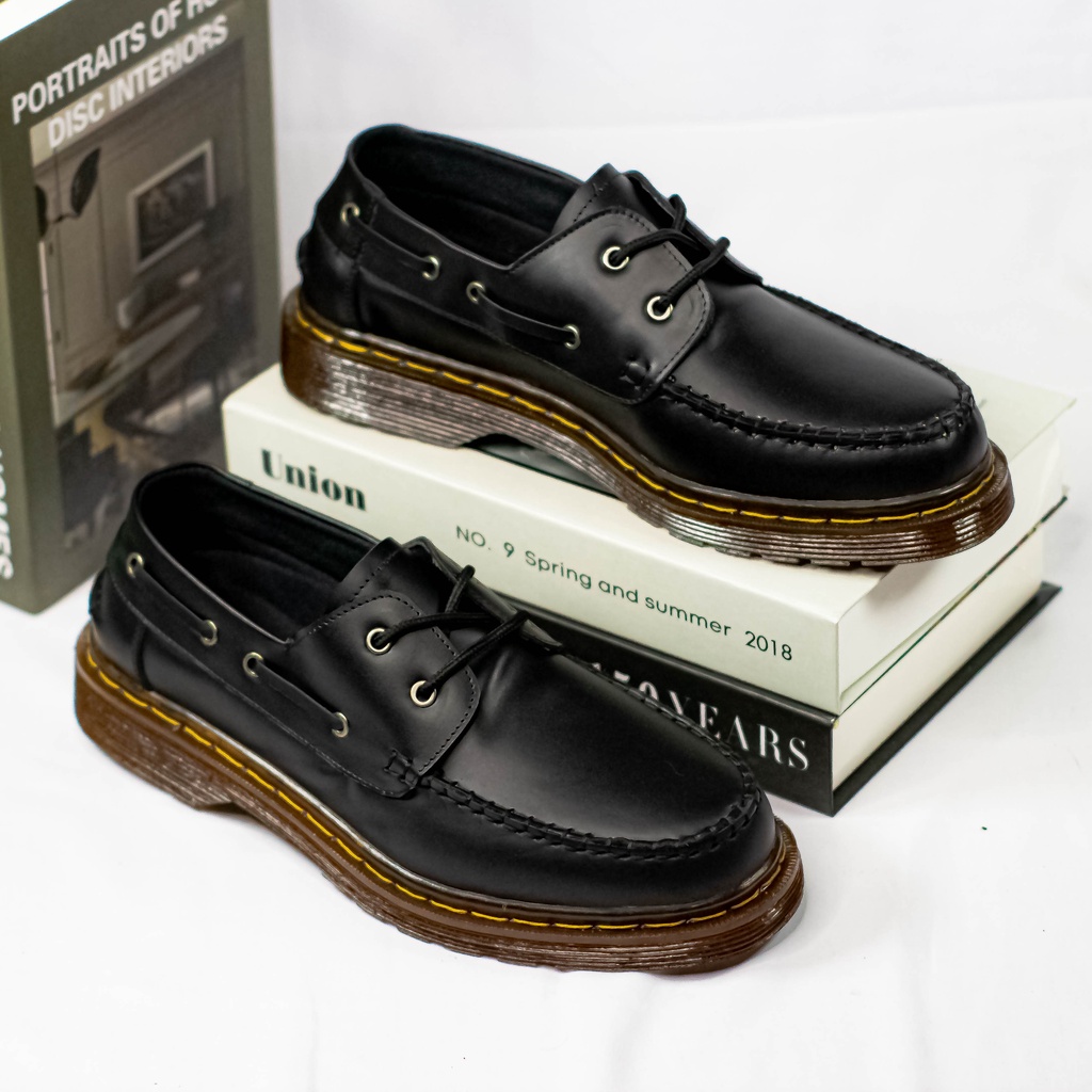 Sepatu Pantofel Pria Kulit Guzze Dc05 Full Black
