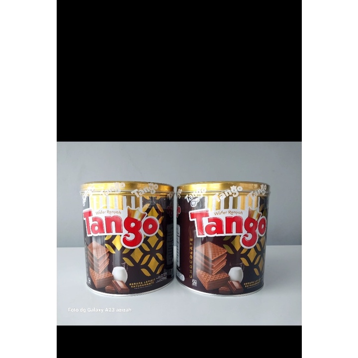 

TANGO Wafer renyah kaleng / tin 290gr-cokelat