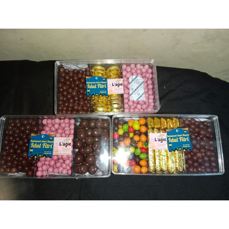 

hampers lebaran murah coklat L'agie toples sekat 3