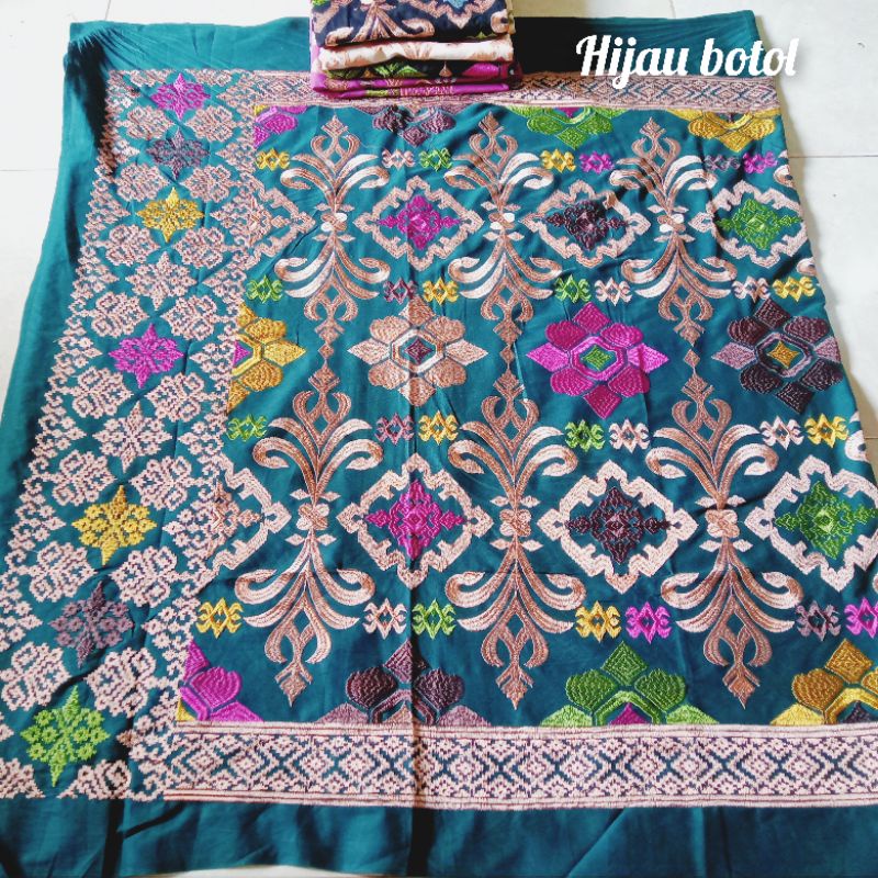 Kamen songket bordir lembaran