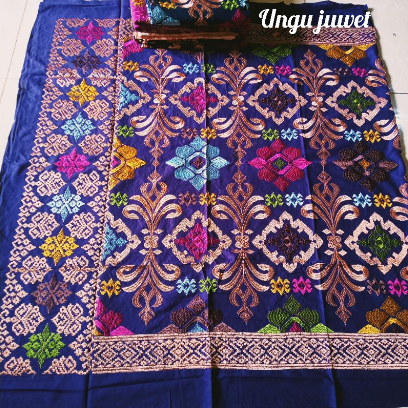 Kamen songket bordir lembaran