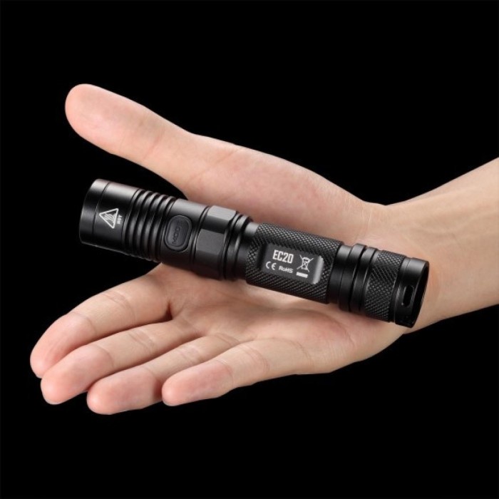 Flashlight Outdoor Nitecore EC20 Senter LED Cree XM-L2 T6 960 Lumens Battery Powered Original