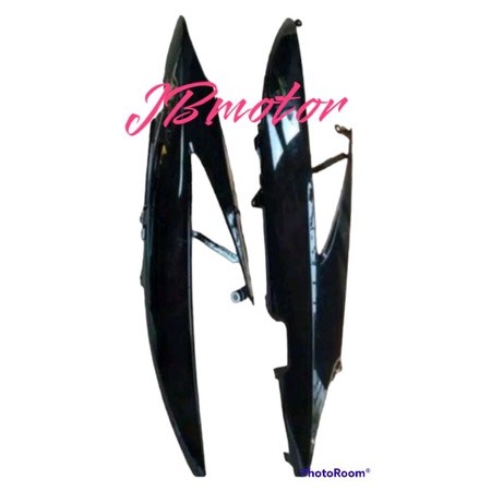 Body belakang Vario lama karbu 110