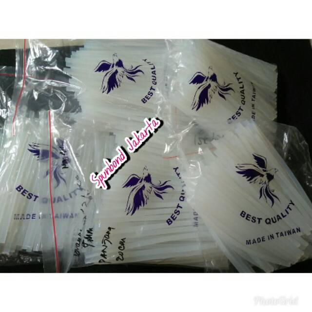 

Lem Tembak Kecil / Lem Lilin Per Pack 1Kg Dan 1/2Kg
