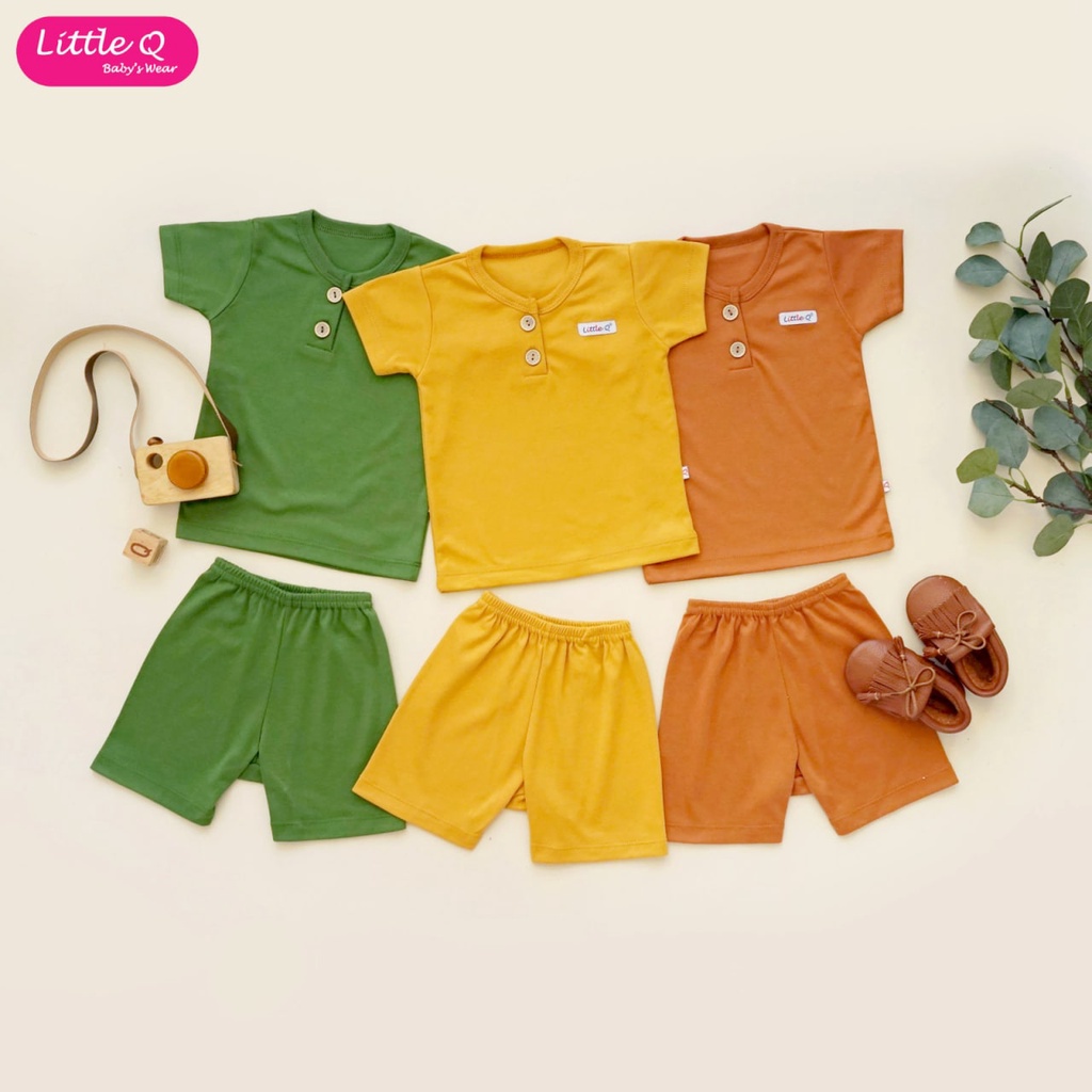 Little Q Setelan BOY Polos Kaos Lengan Pendek Kancing Dada - Celana Pendek 3/4 (1 Setel)