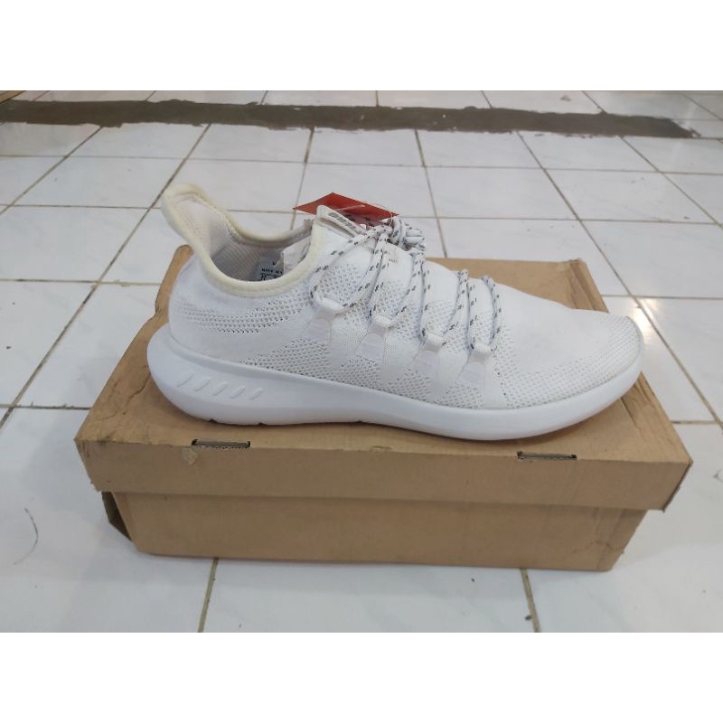 Piero Sepatu Casual Rewind Knit White