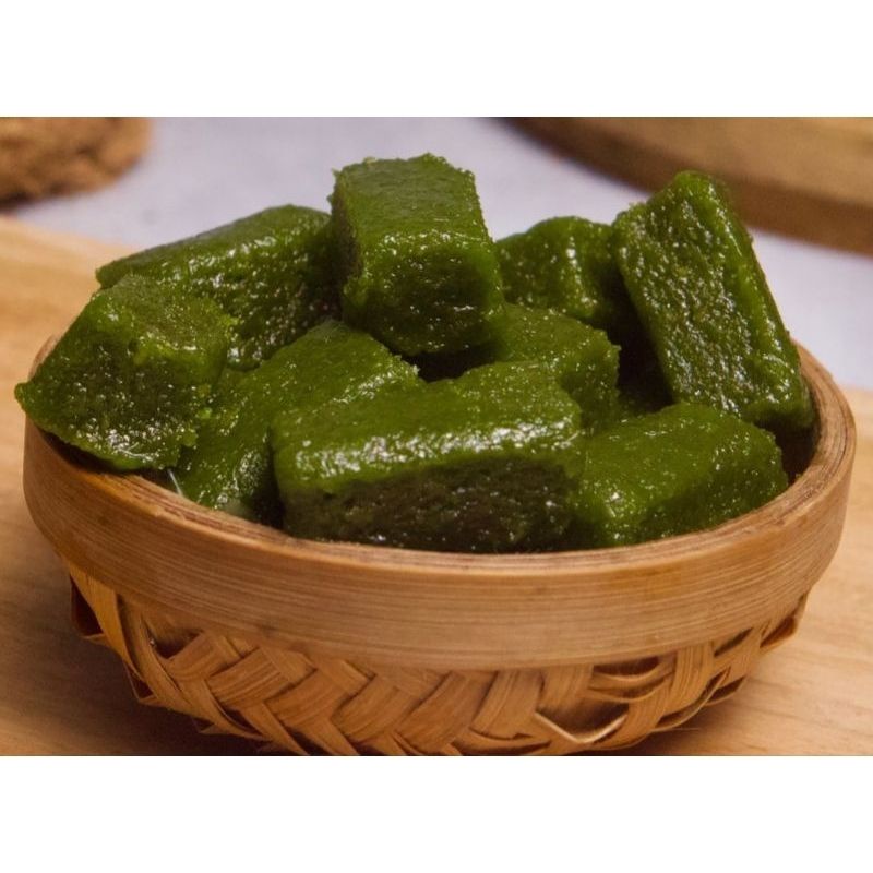 

Jenang Tape Hijau Khas Banyuwangi (PACKING FREE BUBLE WRAP)