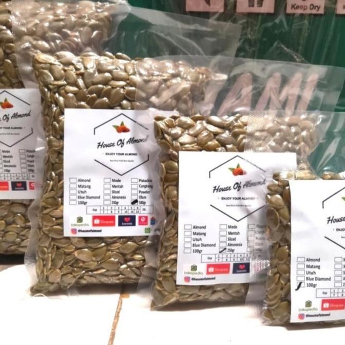 

SALE PUMPKIN SEEDS ROASTED (MATANG PANGGANG) 150GR BIJI LABU KUNING KUPAS