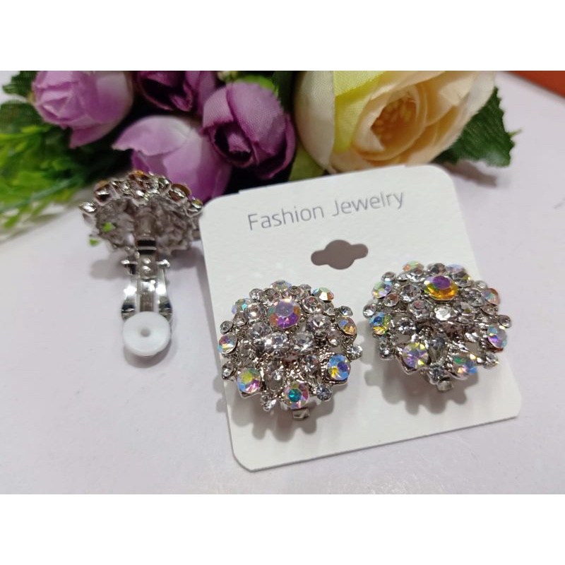 anting giwang/anting jepit/anting giwang jepit