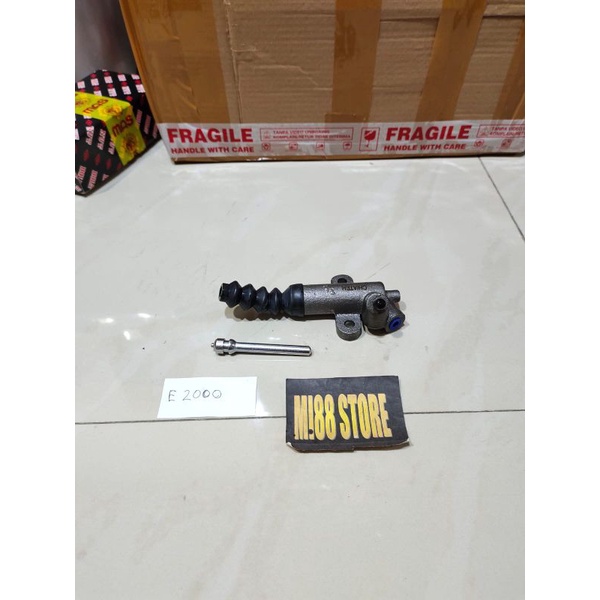 Master Kopling Bawah CO Assy Mazda E2000 ( High Quality )