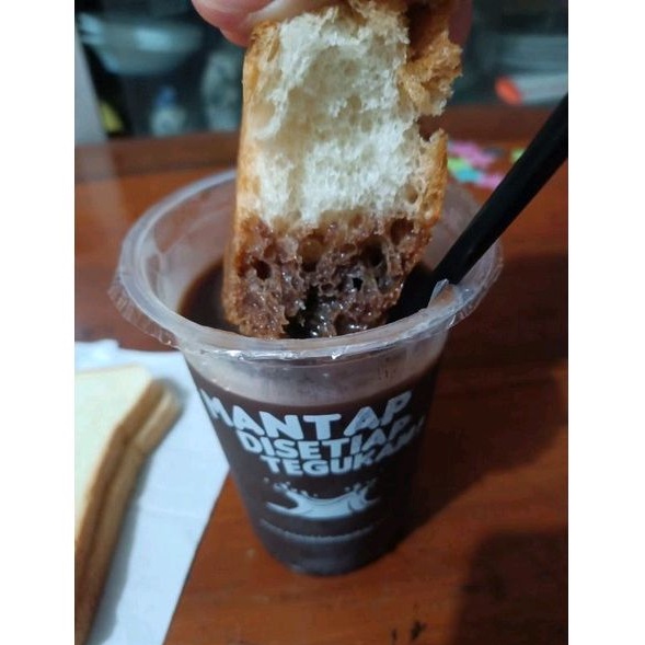 Es Coklat roti