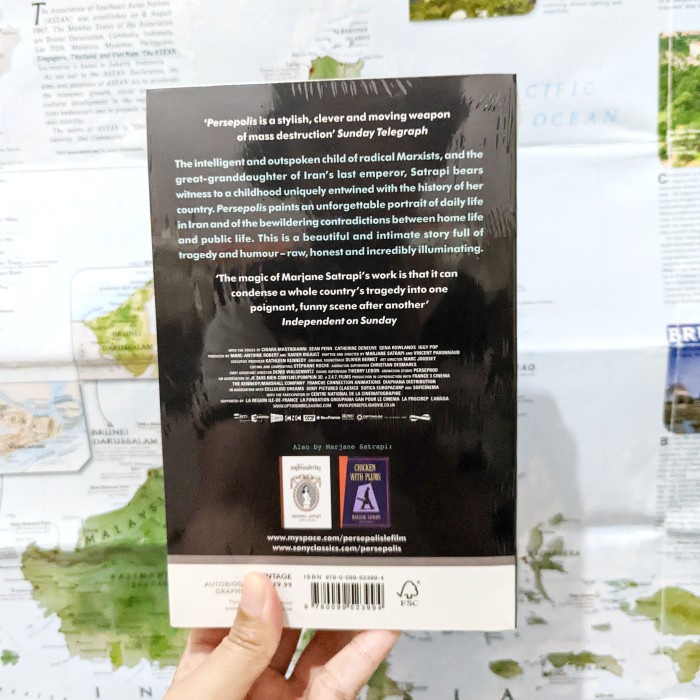 Diskon Spesial Persepolis I & Ii By Marjane Satrapi Terbaru