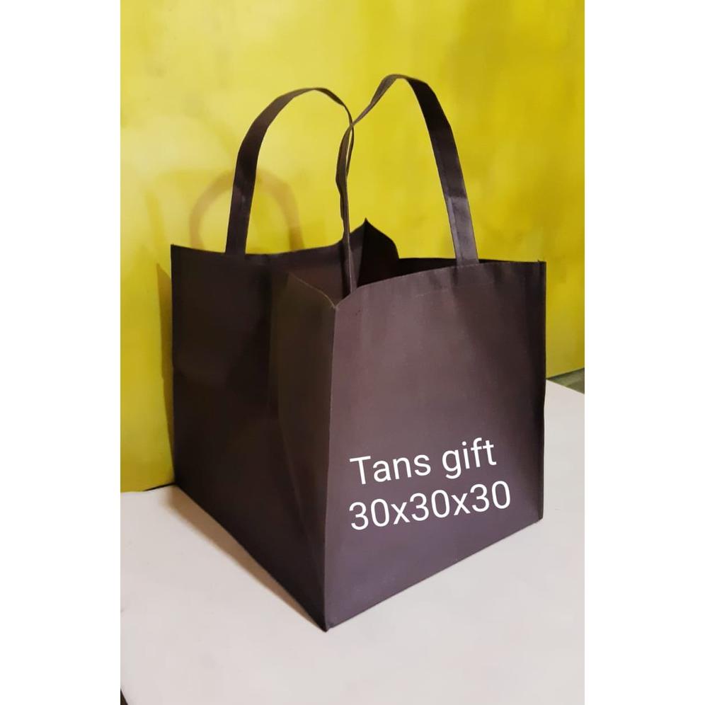 

Goody Bag Spunbond Ukuran Kotak Txpxl = 30X30X30 Promo Best Seller!