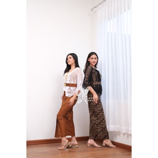 Kebaya Tepi Lengan Lonceng | Set Kebaya Bali italy Norvina