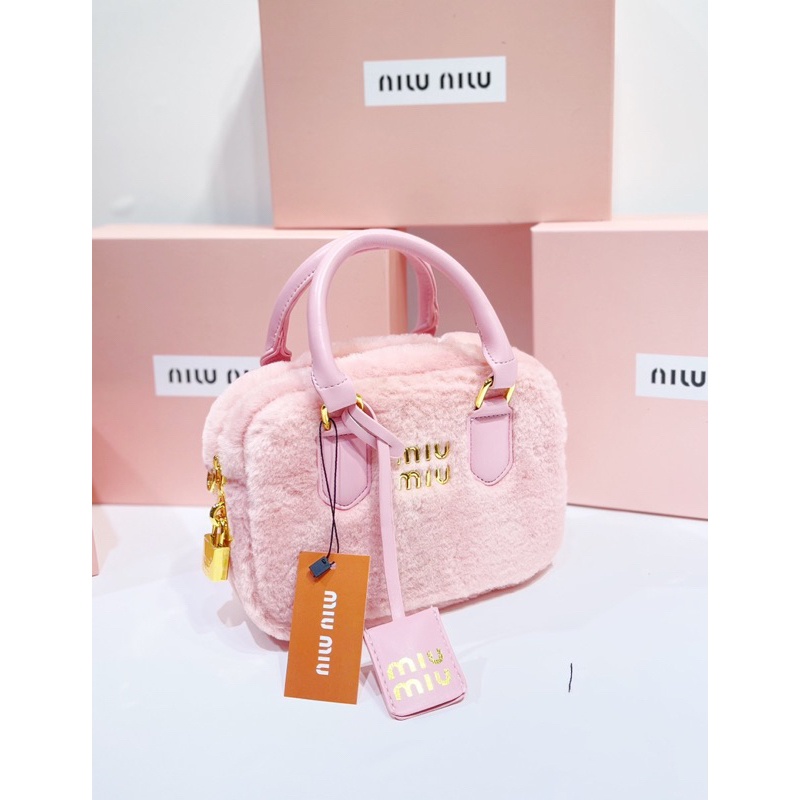 New Tas Wanita MiuMIU Matelasse Fur Top Handle Bag - 2179-1# Best Quality