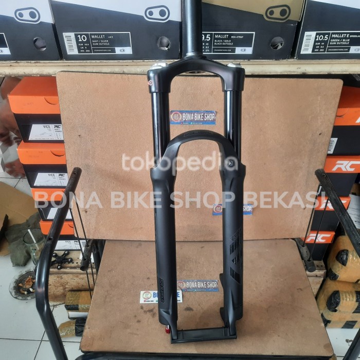 Fork 27.5 Inch Suntour Epixon Air Lockout Black