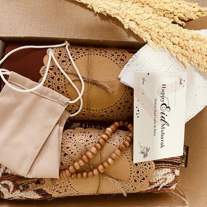 

Promo Hampers sarung premium wadimor | hampers lebaran | kado cowok