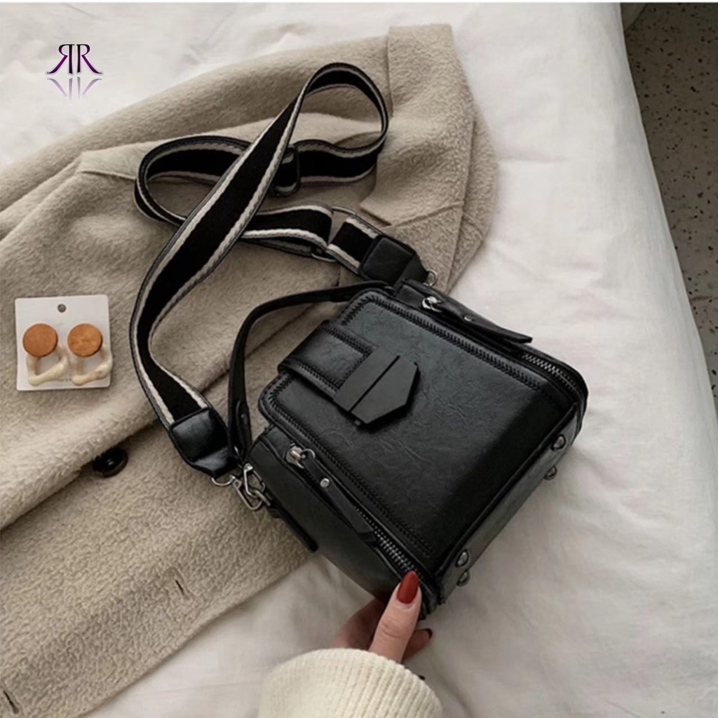 OLSHOP  TAS IMPORT BATAM / TAS SELEMPANG IMPORT KULIT TERBARU 2021/ TAS WANITA IMPORT BATAM / TAS WA