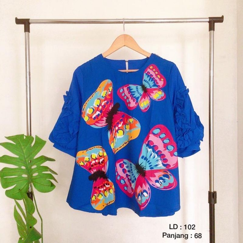 blouse baju atasan wanita lengan ruffle balon puff warna biru elektrik benhur motif kupu butterfly f