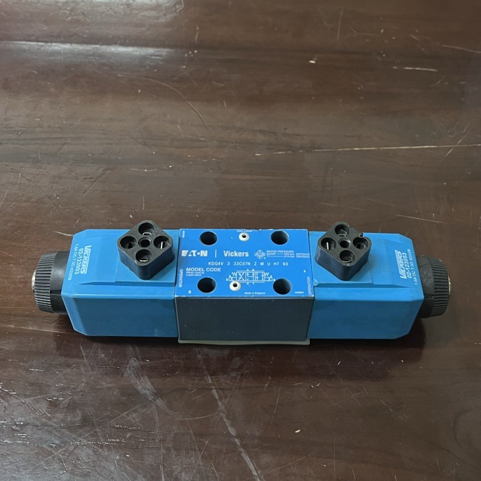 KJST KDG4V-3-33C07N-Z-M-U-H7-60 VICKERS