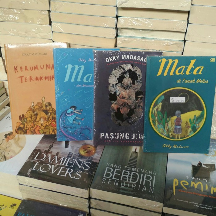 Flash Sale Okky Madasari Paket 4 Buku Okky Madasari Termurah