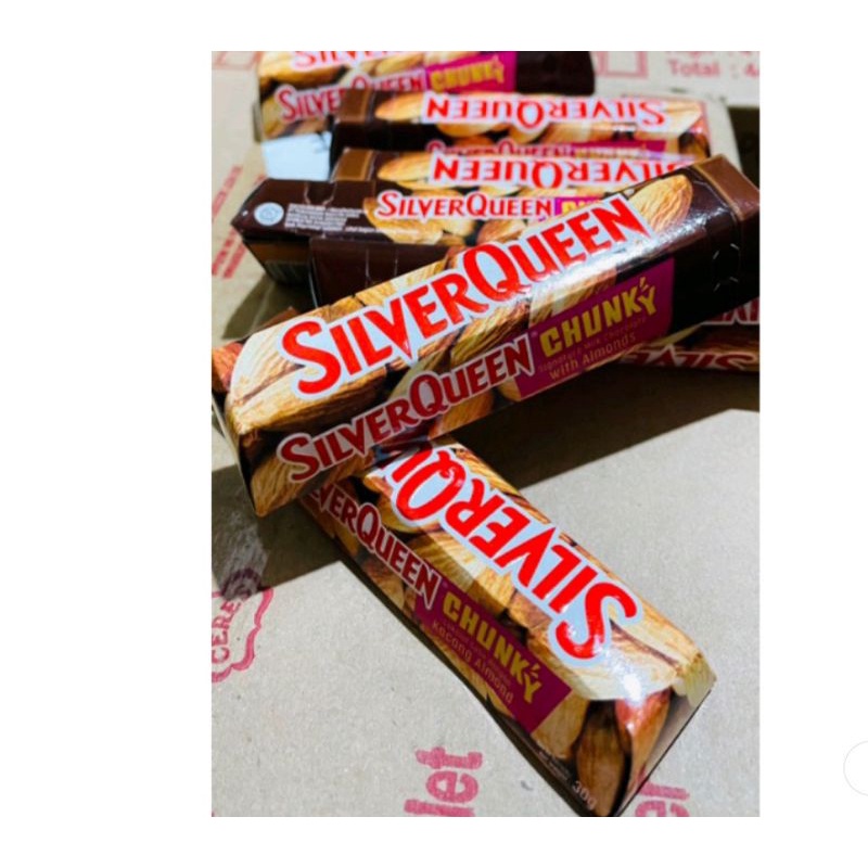 

silverqueen chunky bar 30gr tiga pieces harga murmer