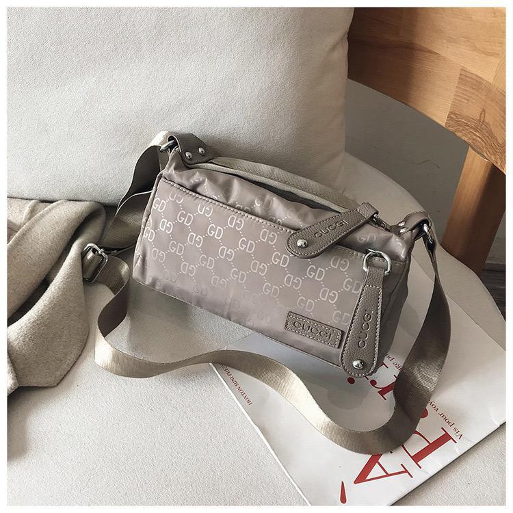 TAS SELEMPANG WANITA C6111 TAS FASHION WANITA TAS IMPORT JAKARTA TERMURAH TERLARIS TAS IMPORT WANITA