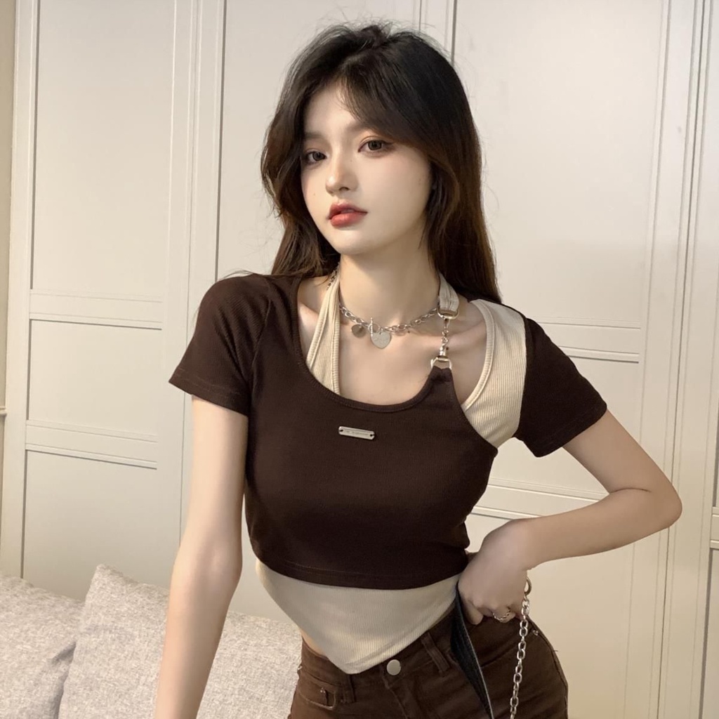 Red Gaun musim panas tidak beraturan dua potong menggantung leher lengan pendek t-shirt wanita desain chic top manis dan pedas bagian pendek hot girl top