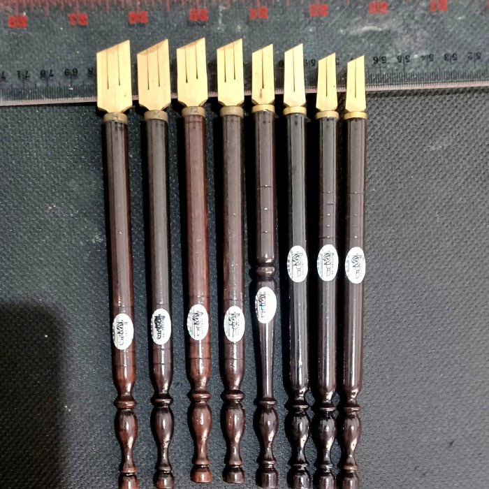 

Terlaris Qalam Rajawali Ukuran 13 Mm / Pulpen Kaligrafi