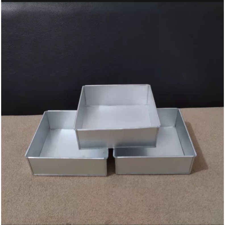 loyang kotak ukuran 16 x 16 cm tinggi 4 cm isi 3 pcs