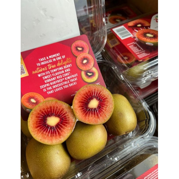 

Kiwi Merah / Rubyred Zespri Per 1 Pack