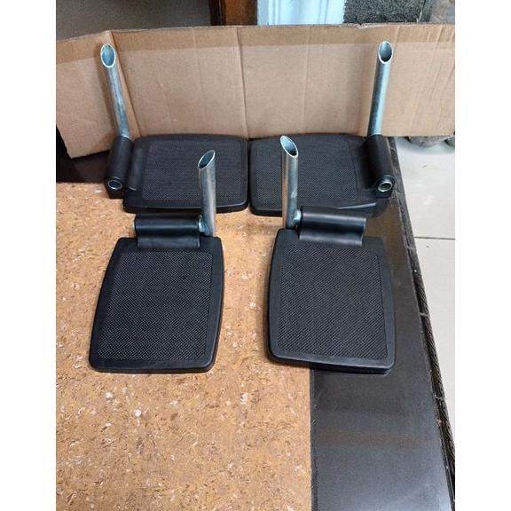 Terbaru pijakan kaki kursi roda/dampalan kaki kursi roda/sperpart kursi roda ,.