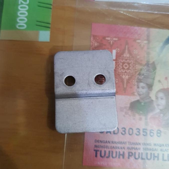 {{{{}}] dudukan kipas angin dinding