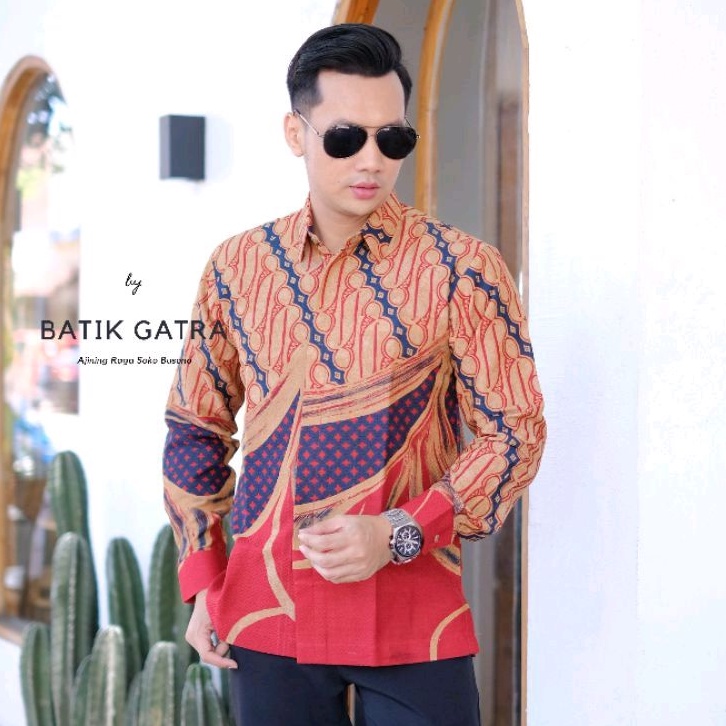 Batik pria lengan panjang ombak lintang lapis furing