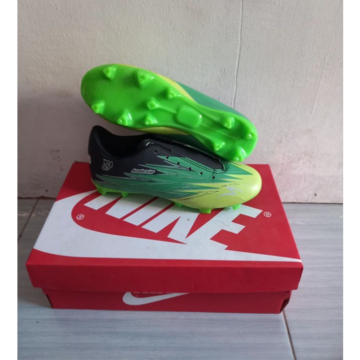 Grosir Sepatu Bola