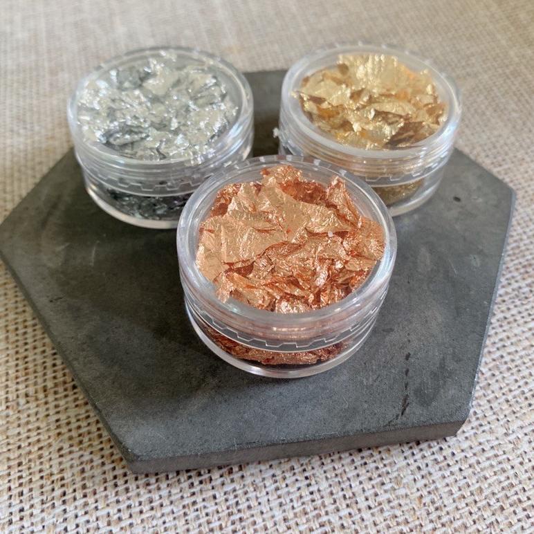 Terbaru 3.3 Silver, gold and rosegold foil in (size 10 gram) , foil dekorasi, foil resin , hiasan em