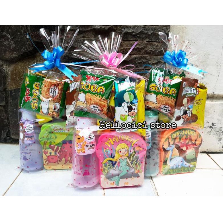 

Terlaku.../ PARCEL BINGKISAN SNACK + LUNCH BOX + BOTOL MINUM KEMASAN ULANG TAHUN