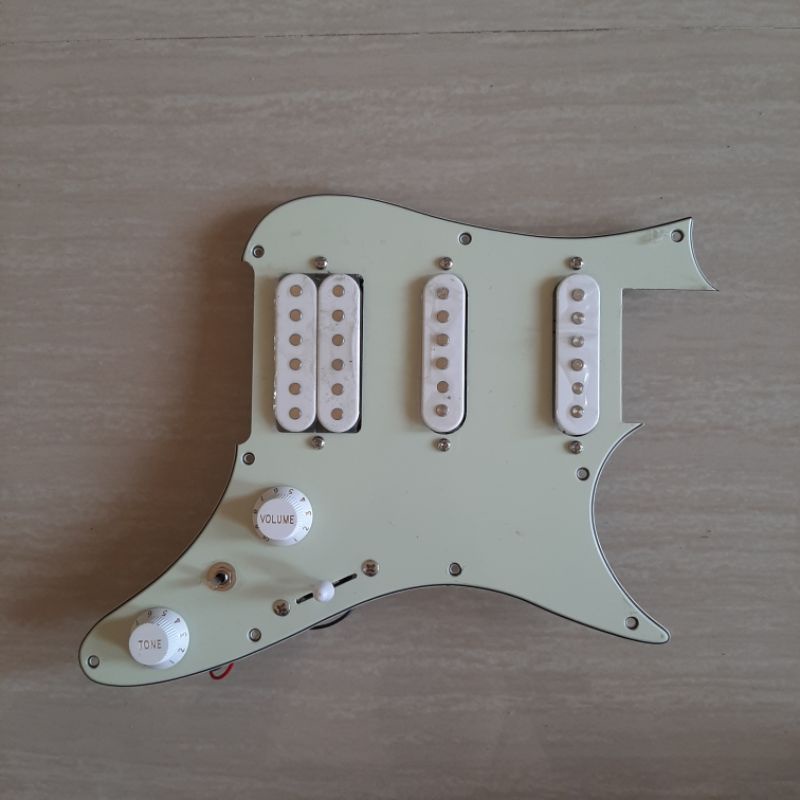 Pickguard Set Pickup Ibanez AZ Essential