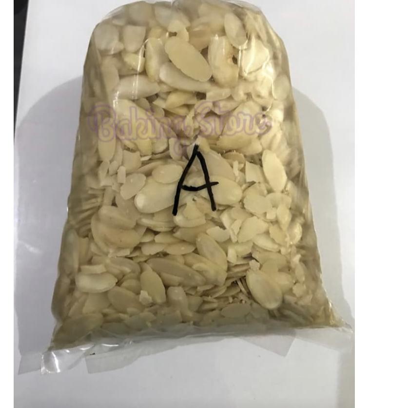 

12.12 Fasion sale Kacang Almond Slice Rep 500gr 