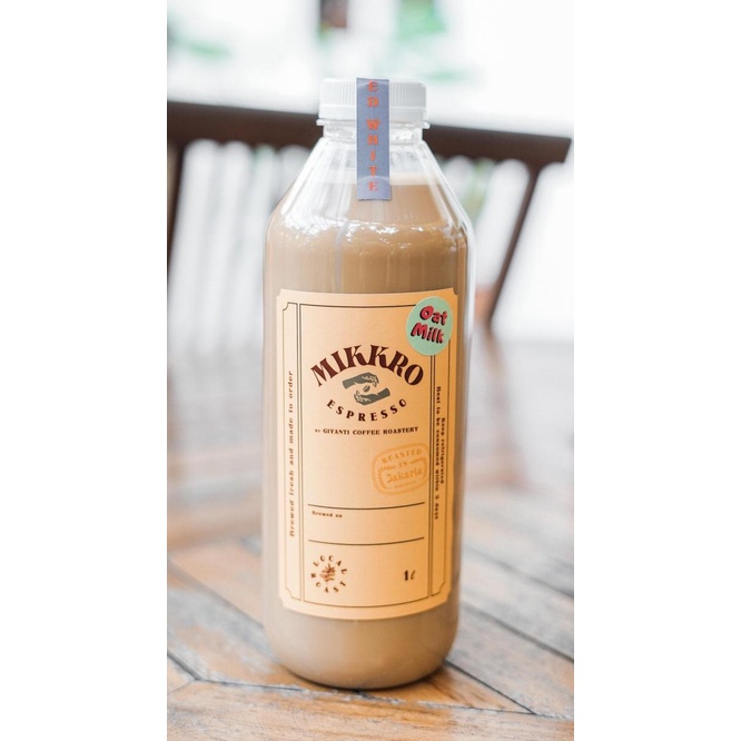 

Oat Milk Iced White Coffee - Mikkro Espresso 1L Bottle