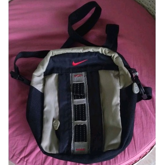 TAS NIKE SLING BAG / SLEMPANG VINTAGE