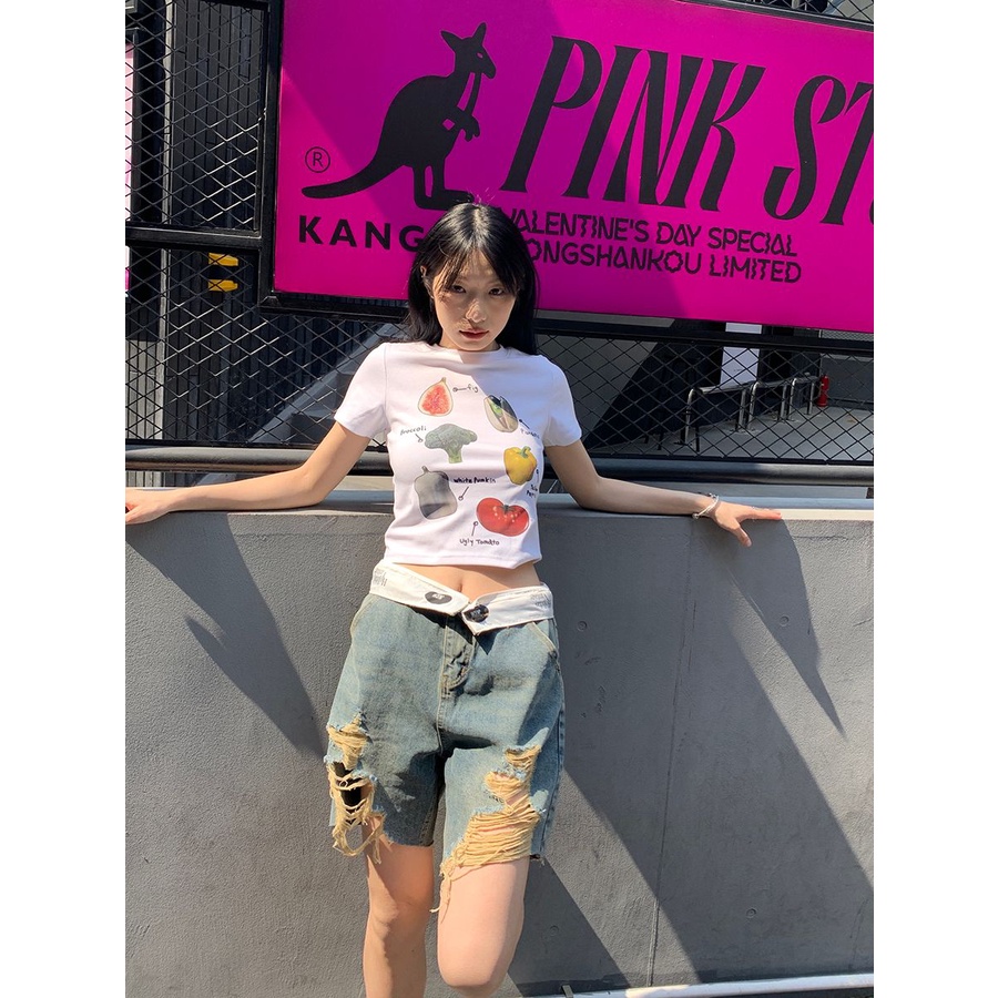 Red Sayuran cetak pendek slim fit lengan pendek T-shirt wanita 2023 musim panas versi Korea baru mengurangi usia dan tipis hot gadis atasan pendek