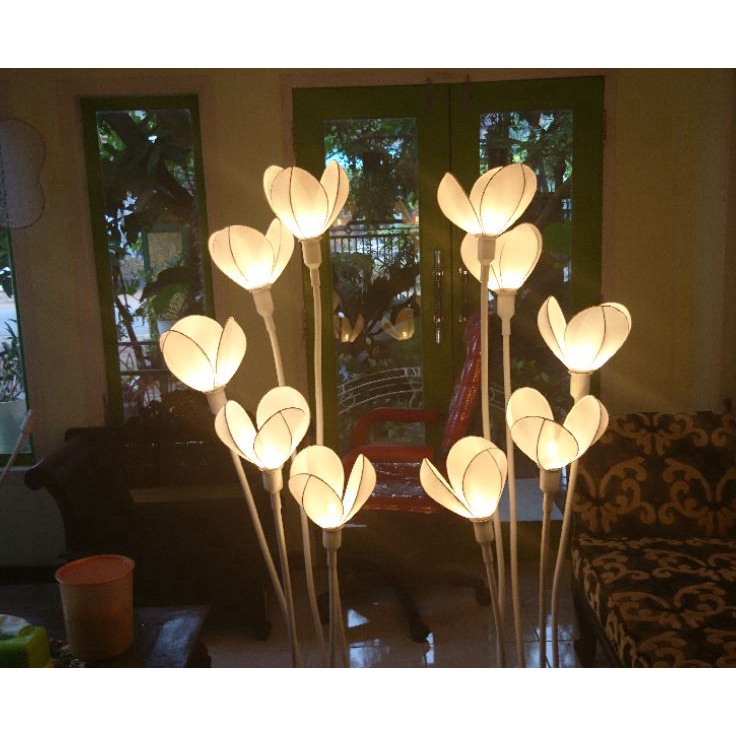 Ngetrend KELOPAK LAMPU TULIP/LAMPU DEKORASI Produsen