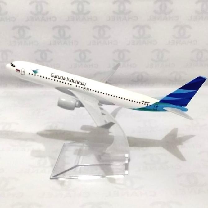 Pesawat Diecast Miniatur Garuda Indonesia Airbus A330