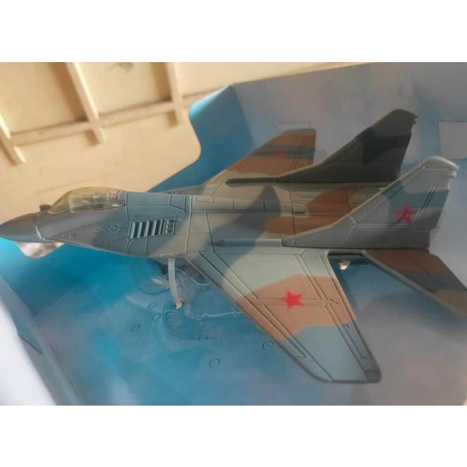 Diecast Miniatur Pesawat Jet Tempur Rusia Mig-29 Newray Sky Pilot