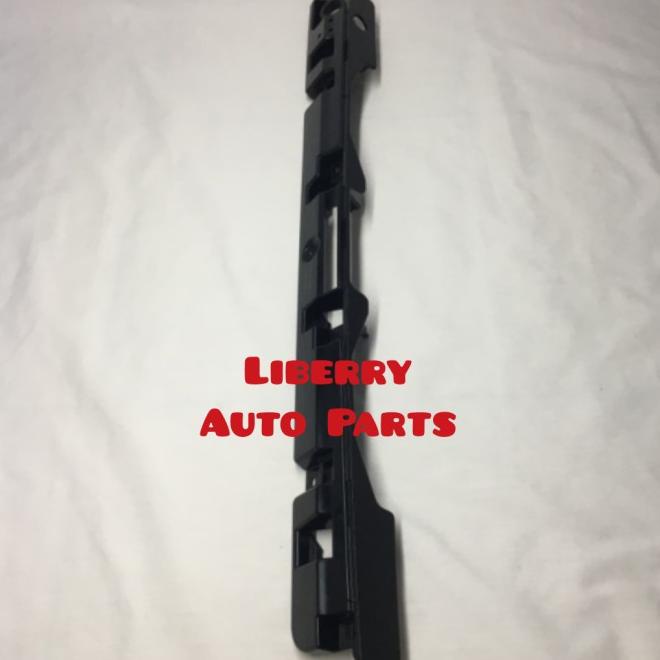 Bracket / Brecket / Trunklid Trunk Lid Bagasi Avanza 2019-2020